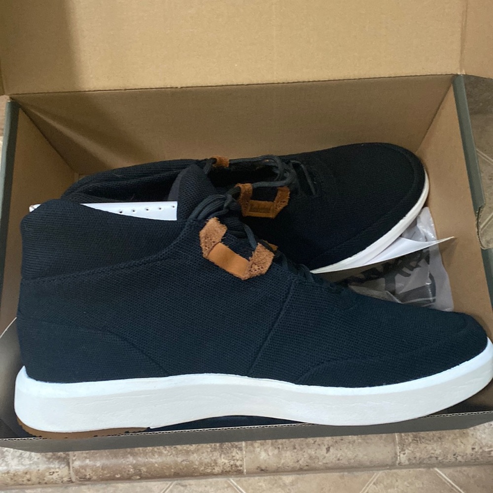 True Cloud EK Chukka Black Knit